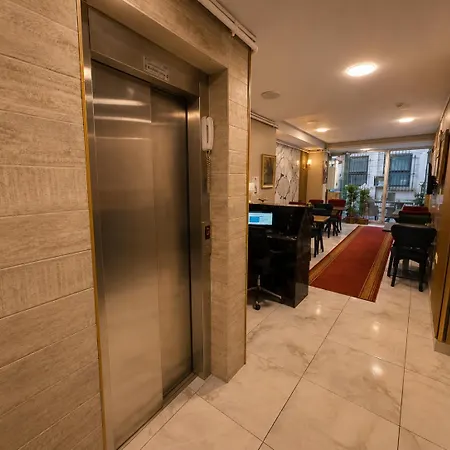 The House Boutique Taksim Hotel 2*